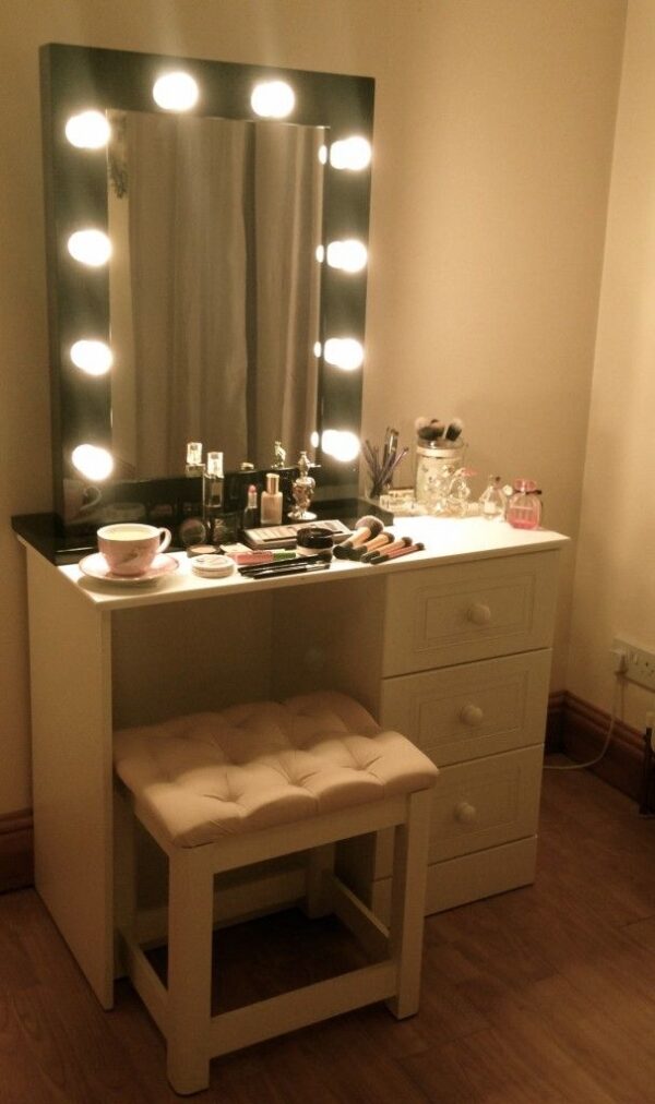 Dressing Table Mirror Light, Super Bright 10 LED Lights - 3 Modes & USB Type - Image 4